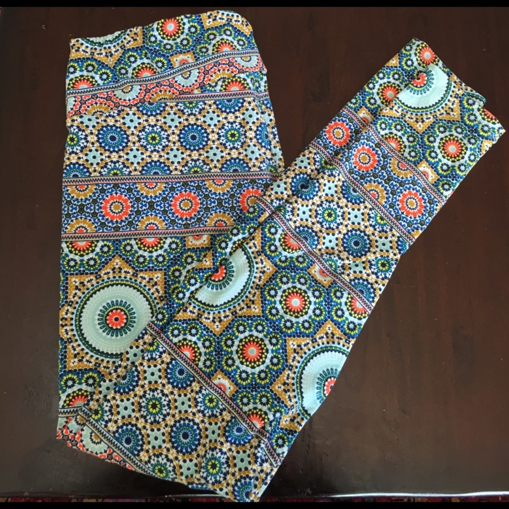 Lularoe TC leggings!