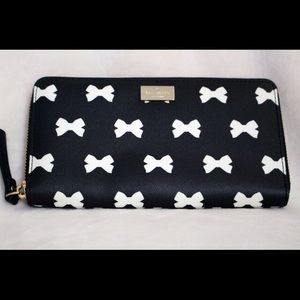 Kate Spade Neda bow wallet