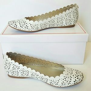 COACH WHITE CARSIN FLATS