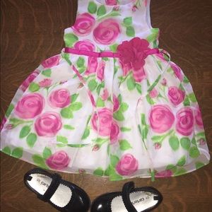 Lot of girls 4T clothes