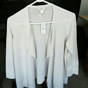 Cream buttonless cardigan (new with tags)