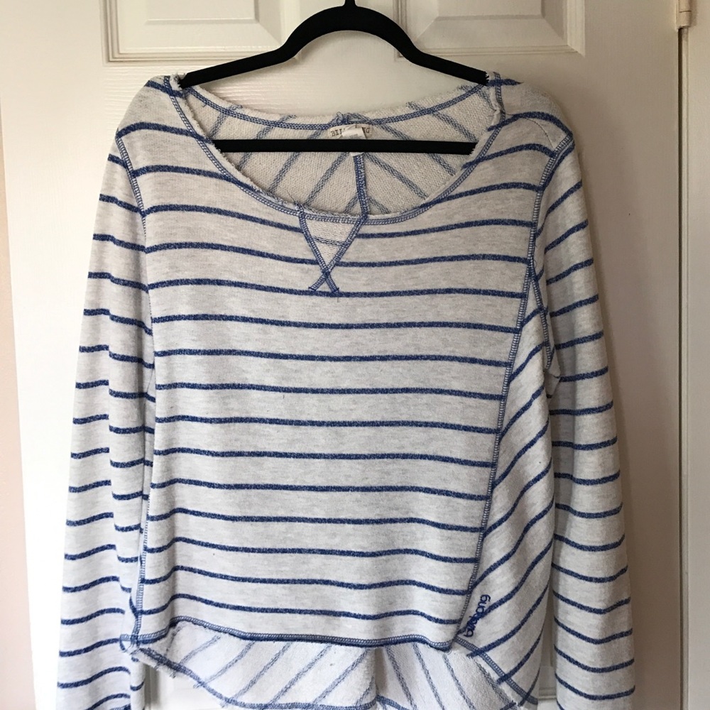 Billabong crewneck sweater