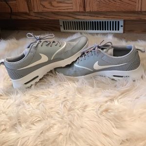 Women's air max tennis shoes
