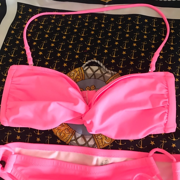 HP• VICTORIAS SECRET• CHEEKY SET- twisted bandeau - Picture 3 of 3