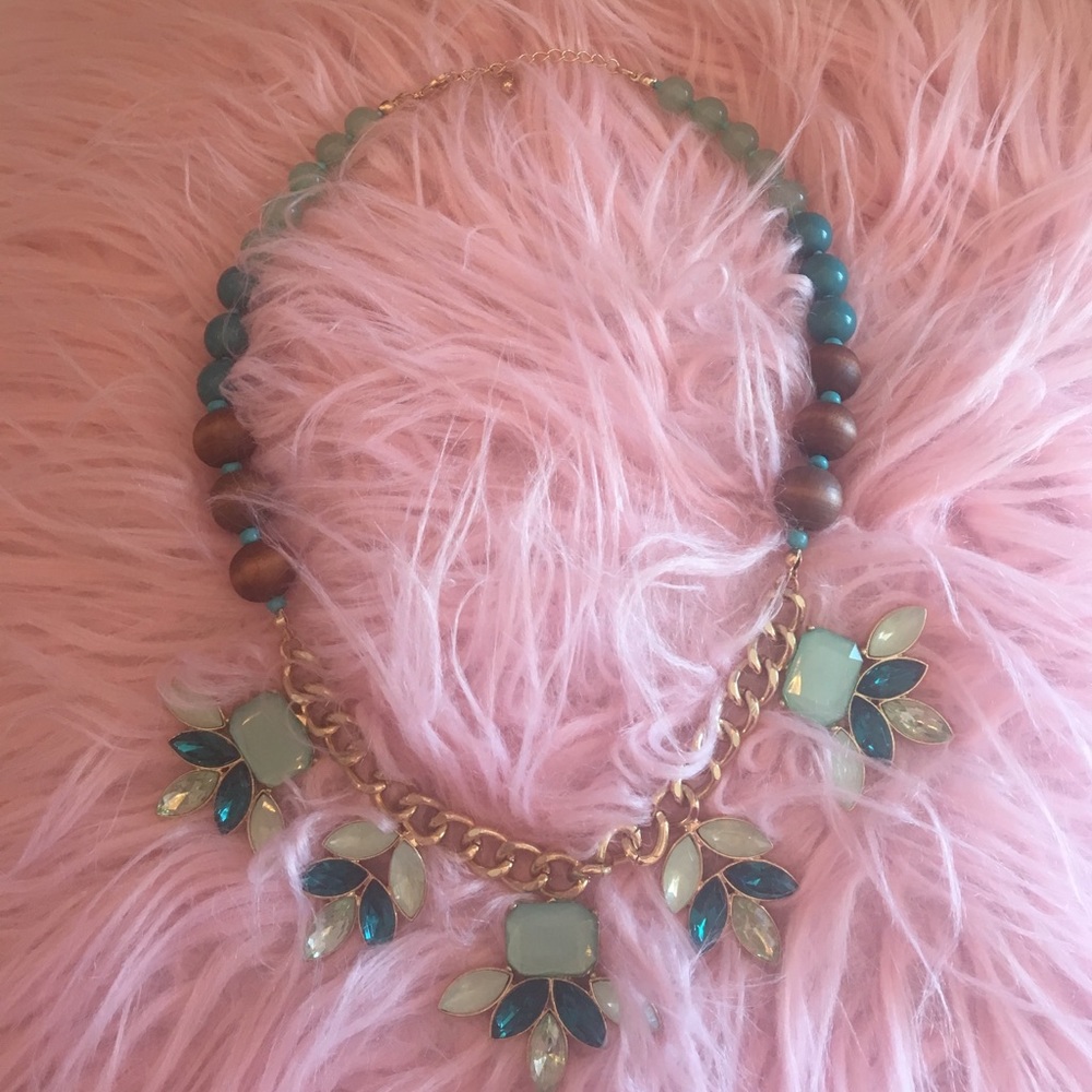 Beaded and embellished emerald statement necklace