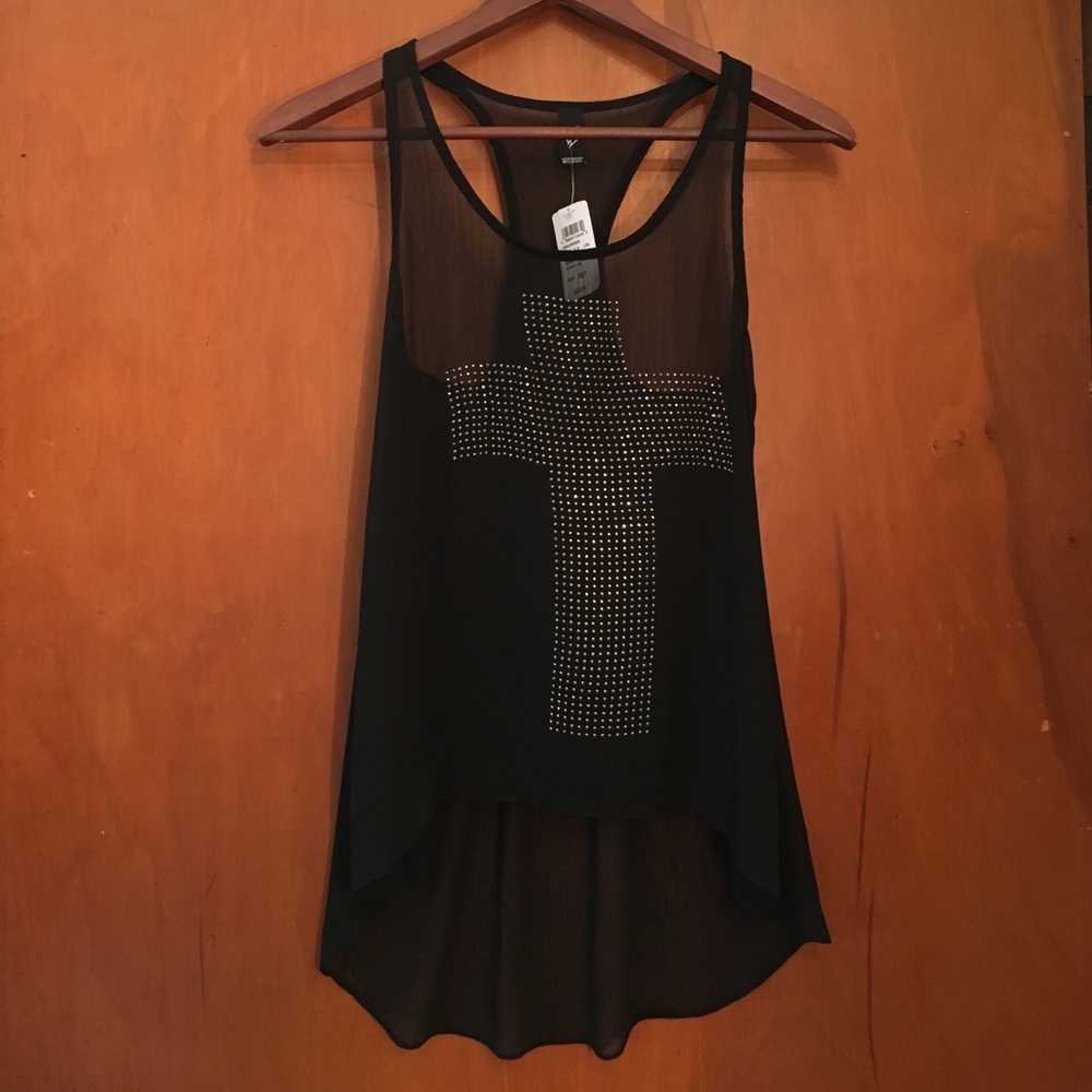 NWT Sheer black flowy cross top 😍