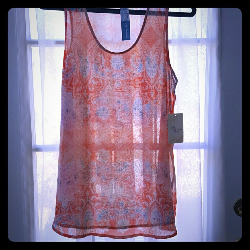 Women's top - Picture 1 of 1