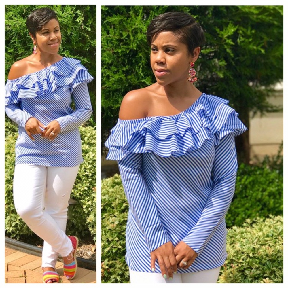 Off the shoulder Blouse - Picture 2 of 2