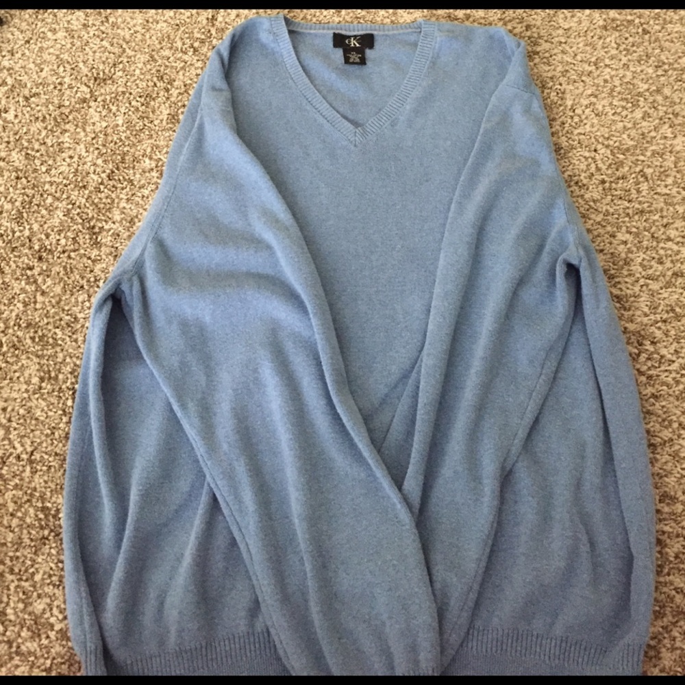 Calvin Klein vneck sweater
