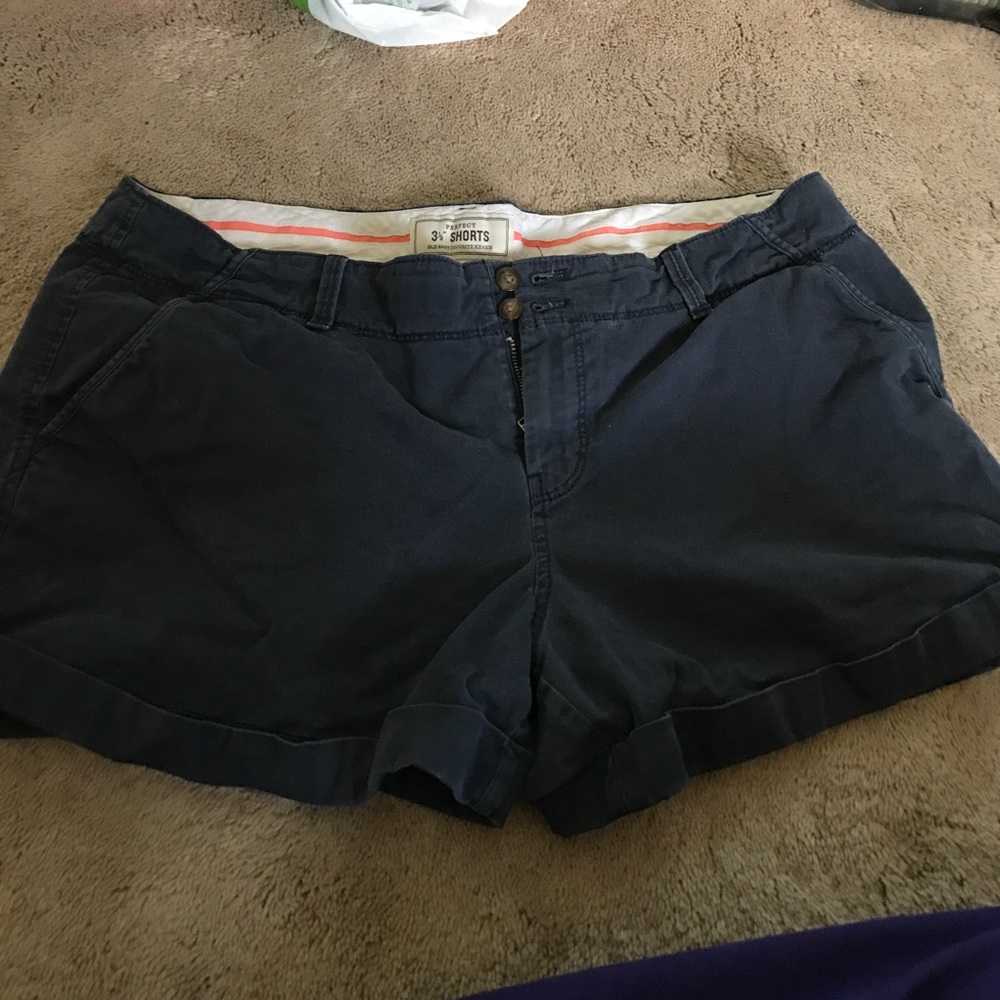 Gap shorts