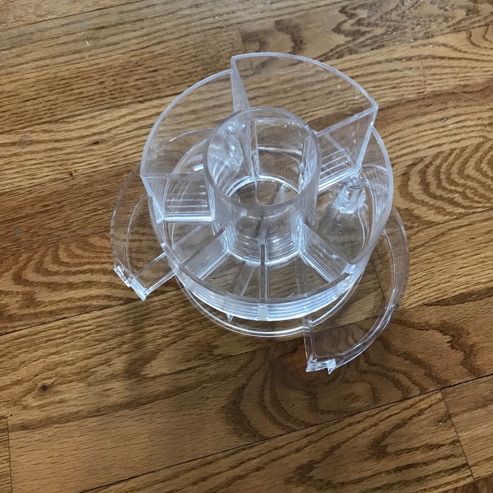 Acrylic makeup holder 💄