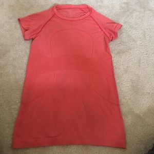 Lululemon swiftly short sleeve