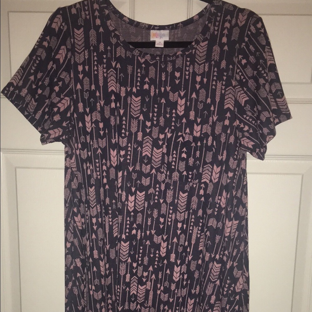 LuLaRoe EUC *UNICORN* arrow Carly medium