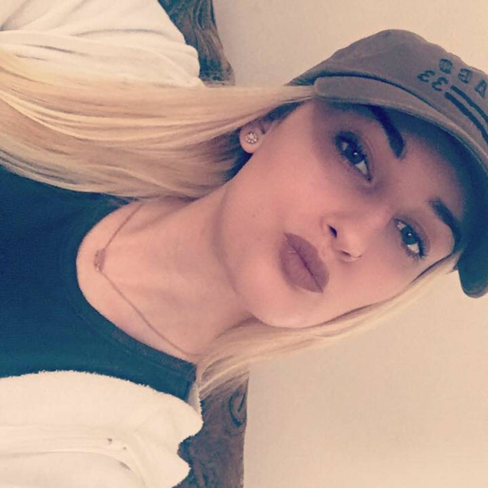 Meet your Posher, Desiree