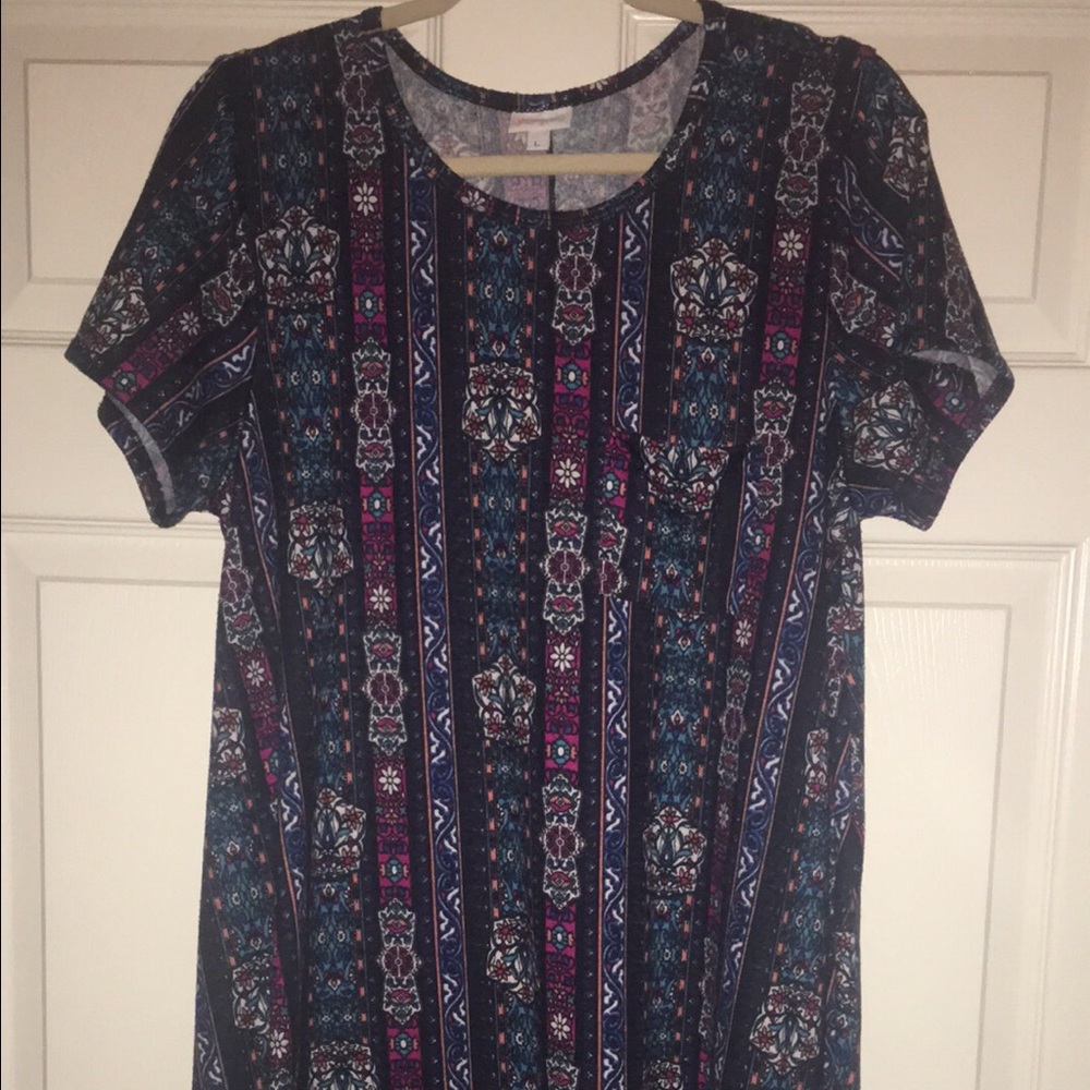 LuLaRoe medium Carly. EUC