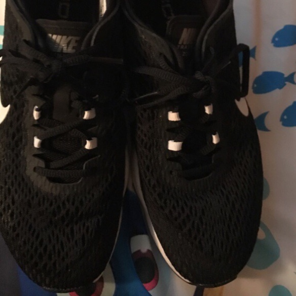 Nike black and white training shoes
