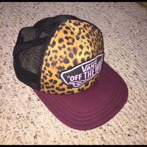 Woman's Vans hat