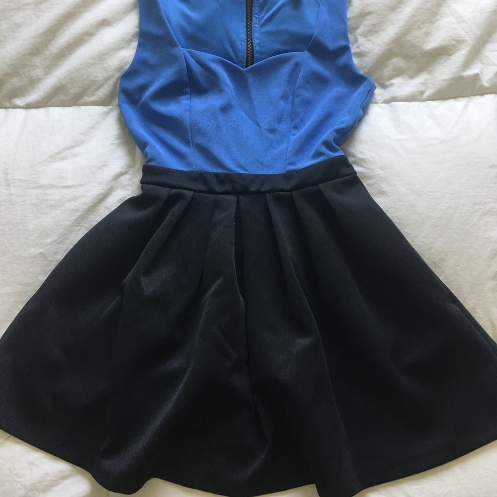 Sweetheart Cut Dress