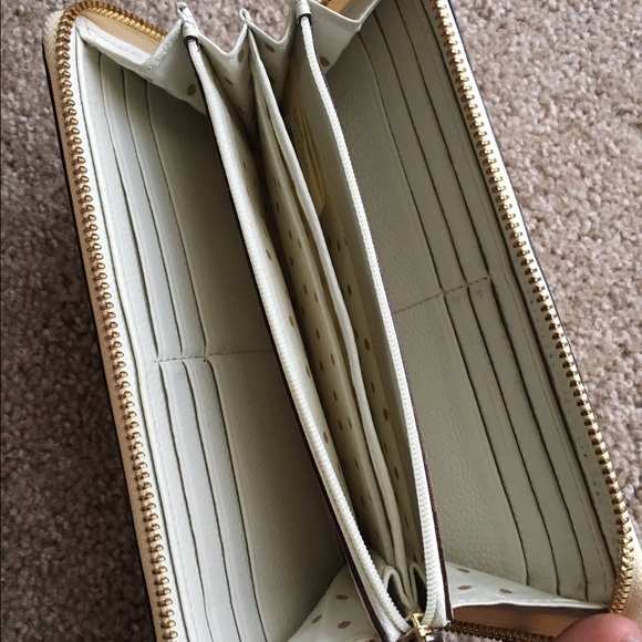 Kate Spade Mikas Pond Lacey Wallet - Picture 3 of 6