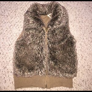 Fur vest