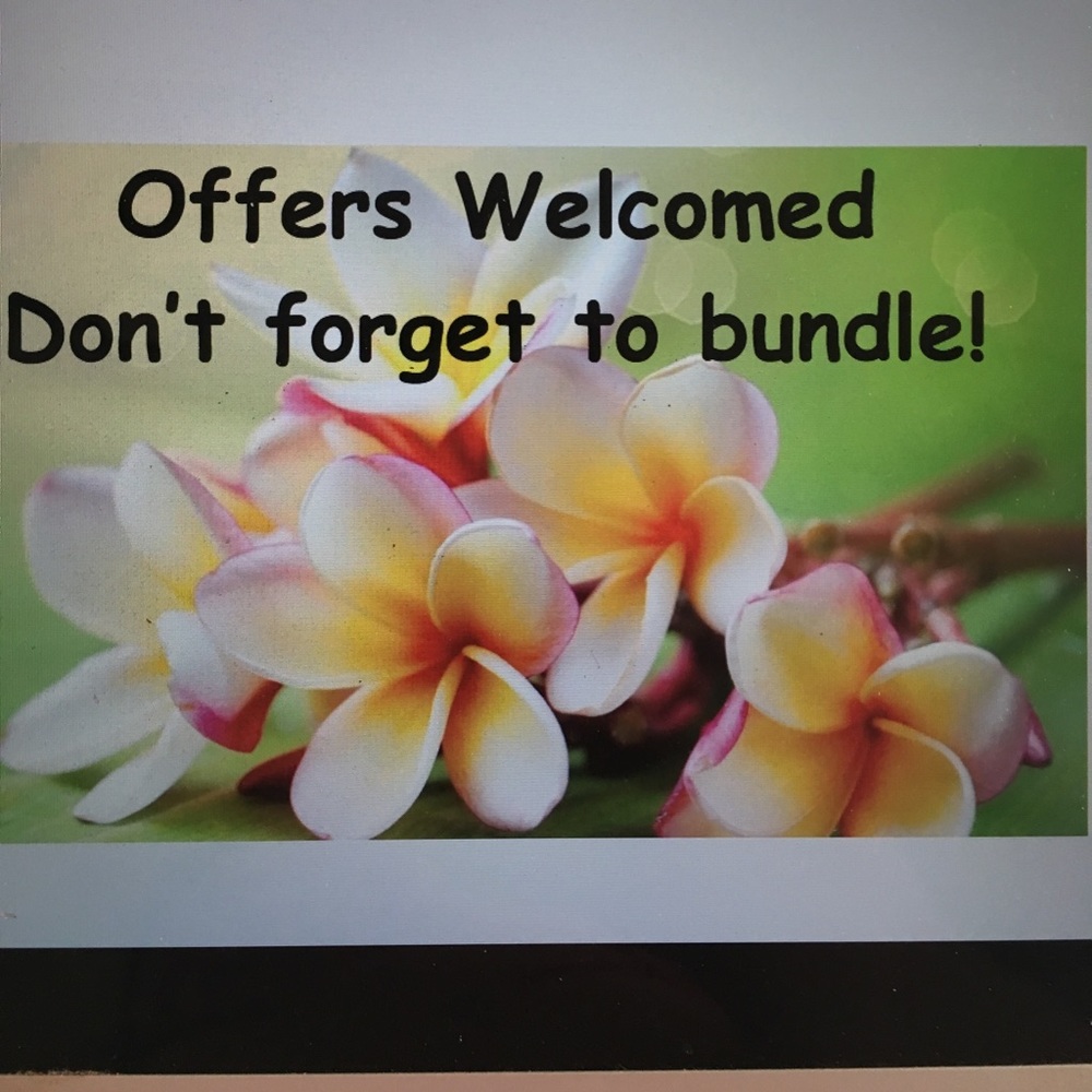 💕 REASONABLE OFFERS WELCOMED 💕