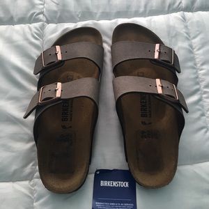 NWOT Birkenstock's Woman's Size 7 1/2-8.