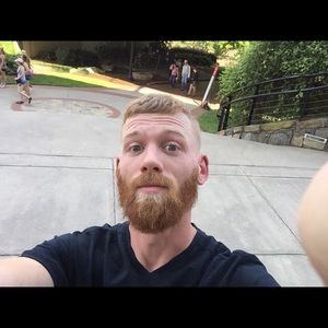 Meet your Posher, Justin