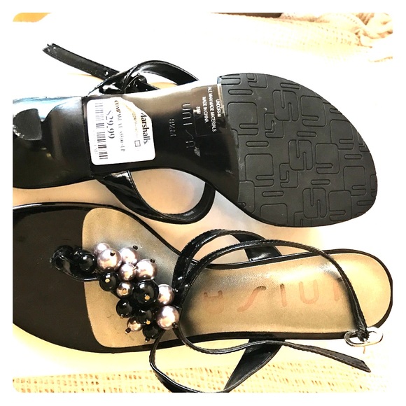 Sandals - Picture 1 of 1