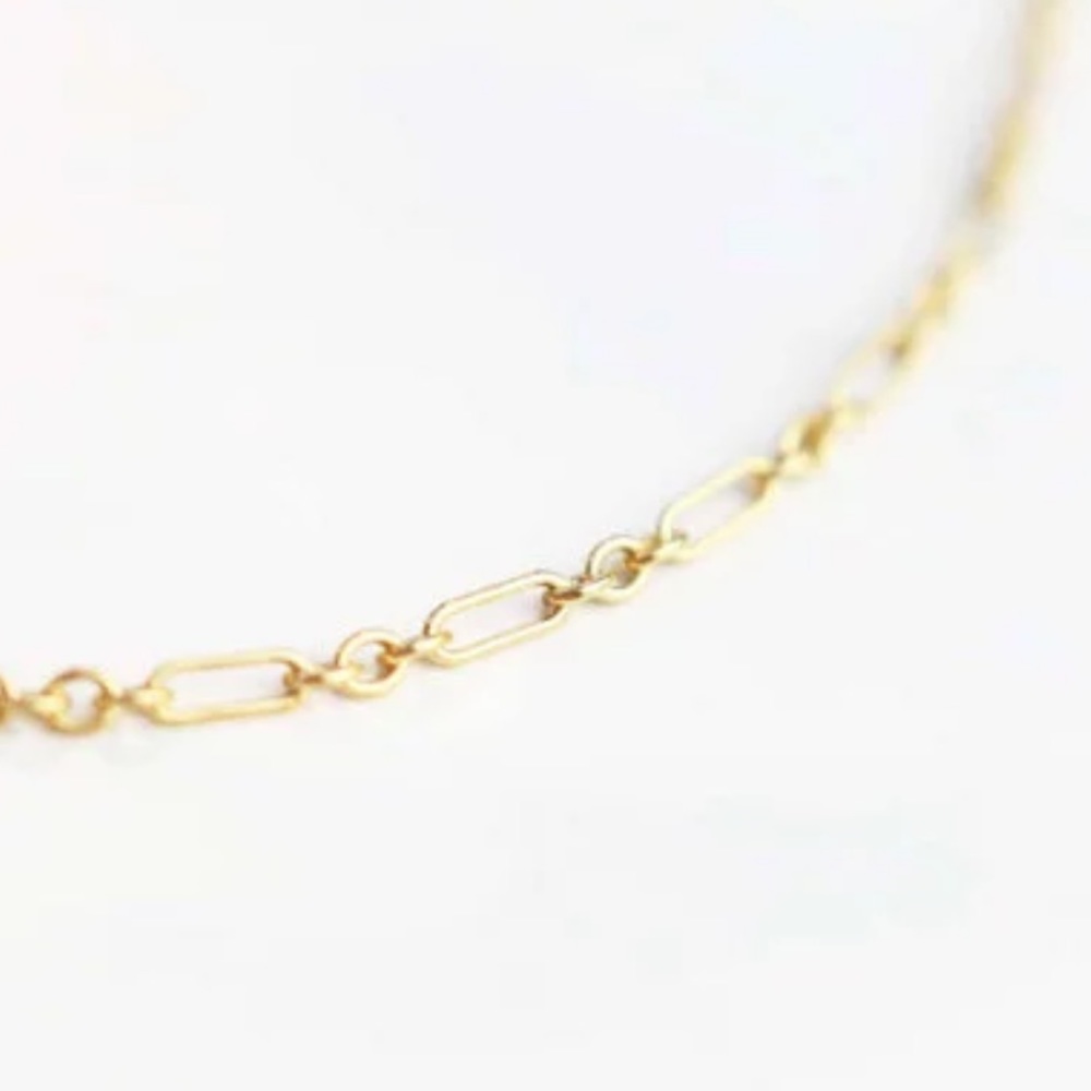 Gold chain choker - Picture 2 of 4