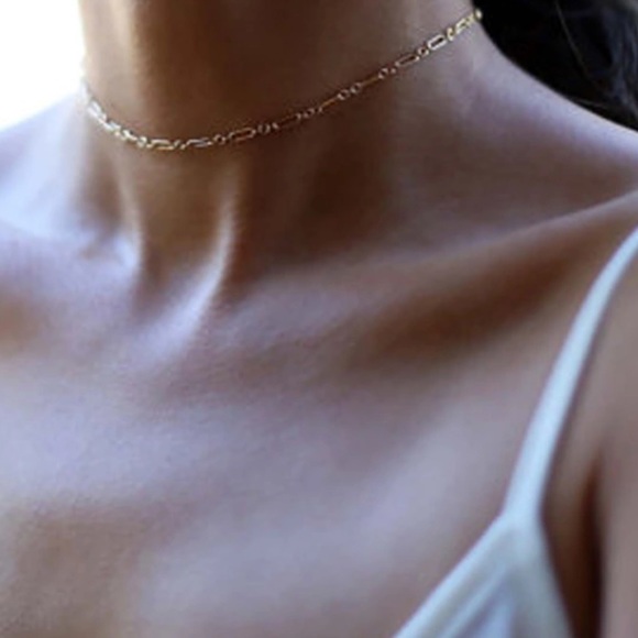 Gold chain choker - Picture 3 of 4