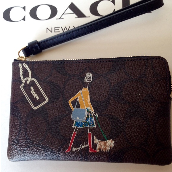 Coach Handbags - PRICE DROP!❤NWT Coach Bonnie Cashin Wristlet