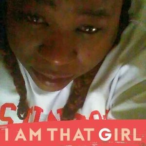 Meet your Posher, Oneala