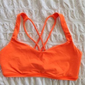 Lululemon free to be sports bra