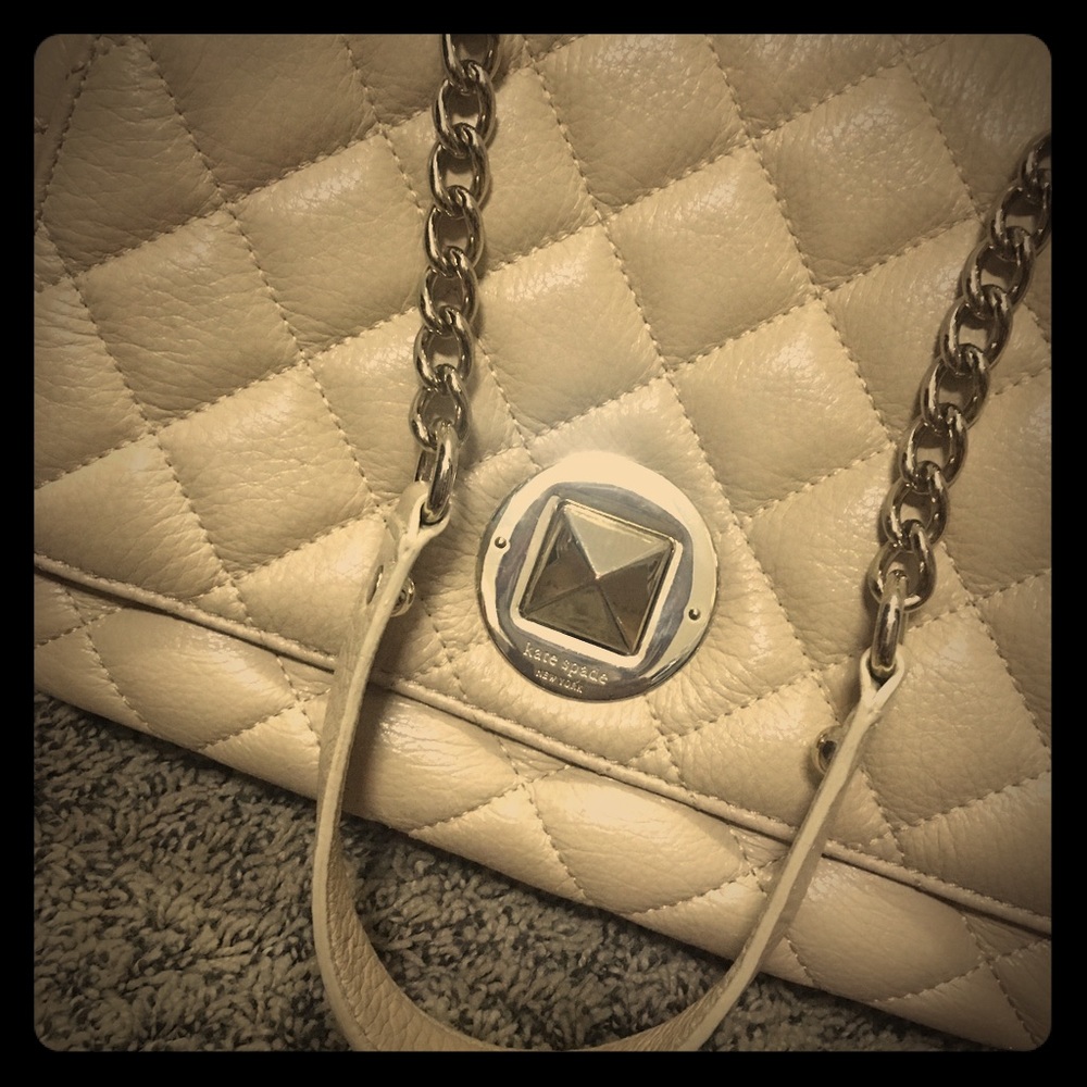 Kate spade leather bag with short gold link strap