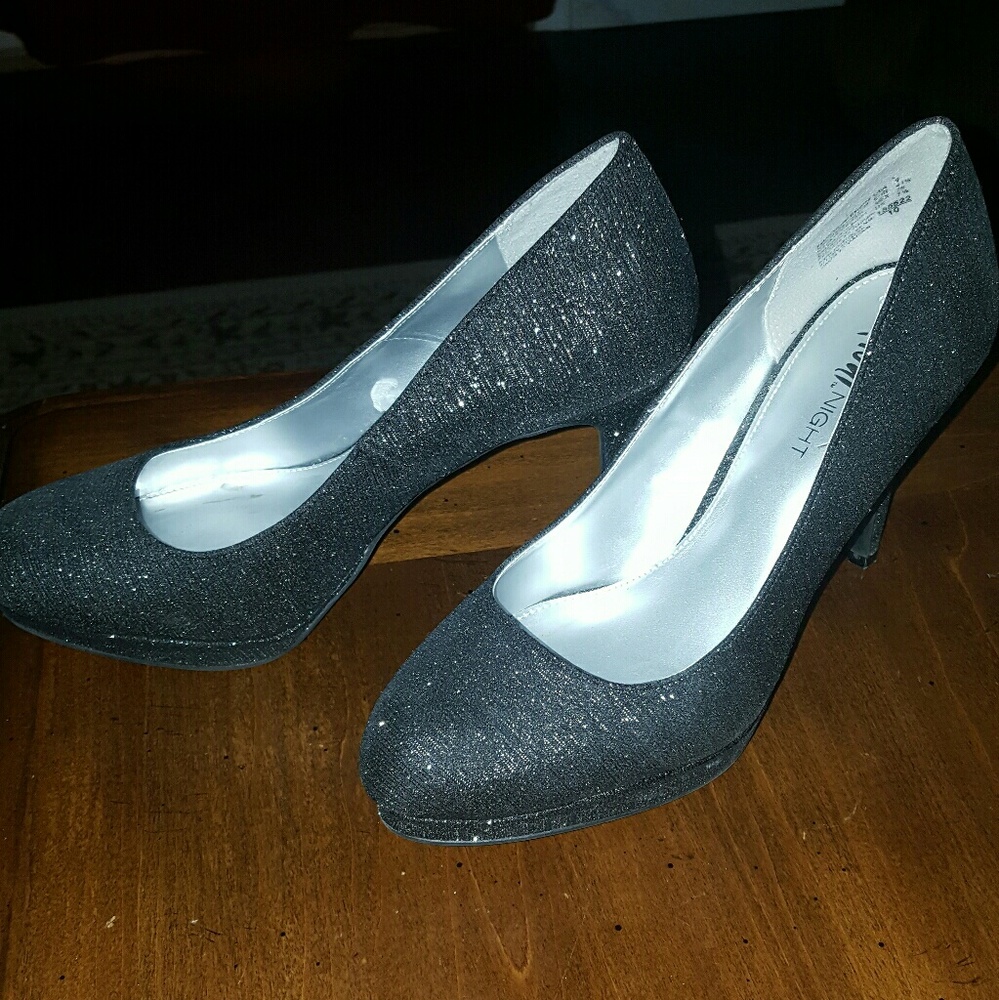 Sparkly Fiona black heels size 9