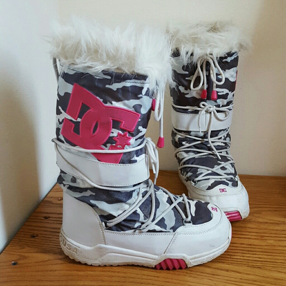 DC Snow boots