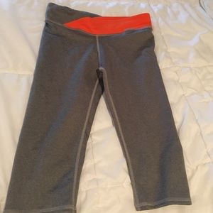 Fabletics Capris