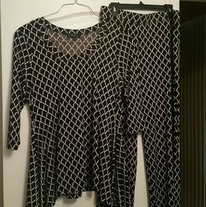 Pant and blouse outfit