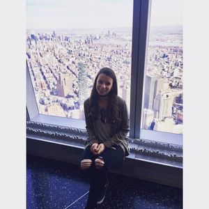 Meet your Posher, Amanda