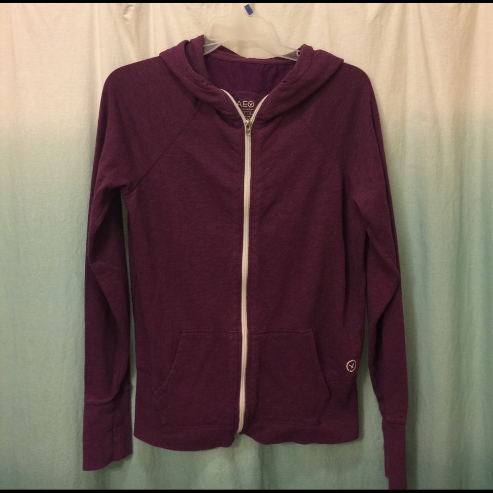 American eagle zip up