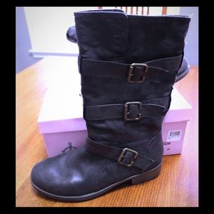 Distressed Brown Mid-Calf Boots