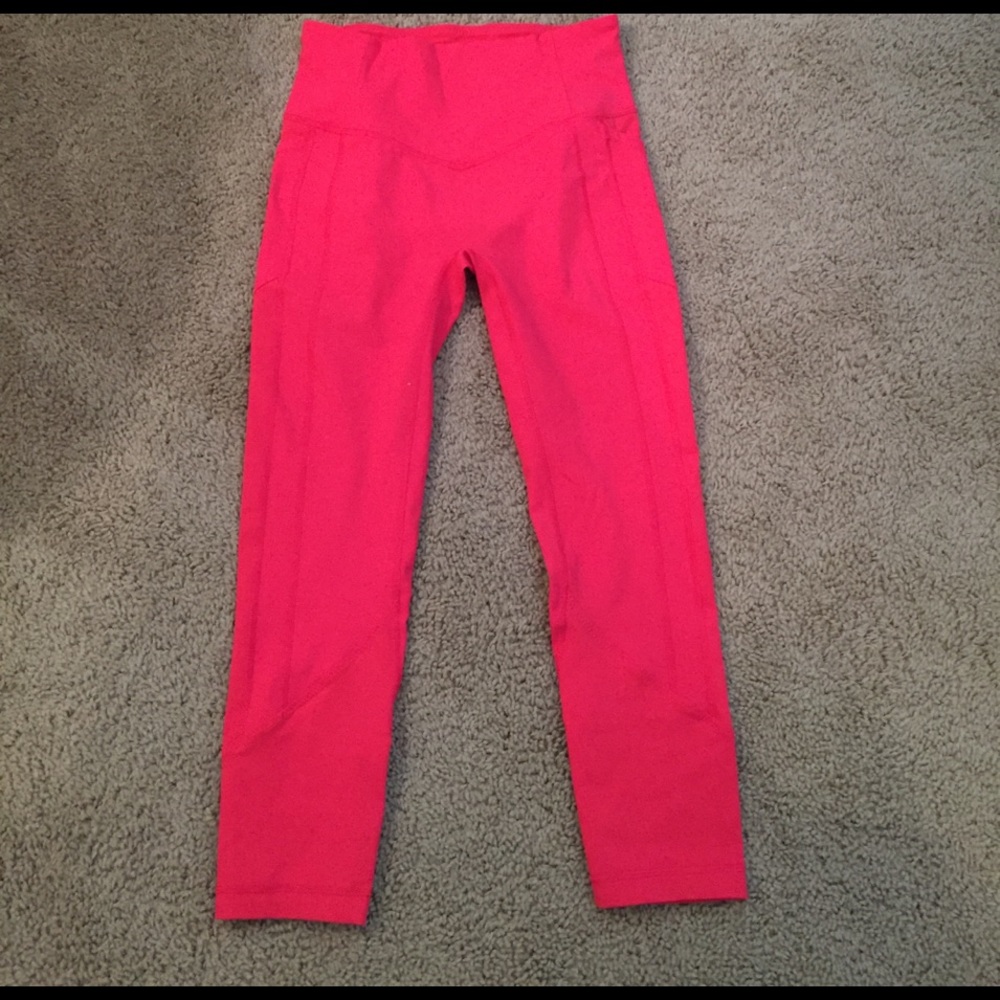 Lululemon all the right places crop