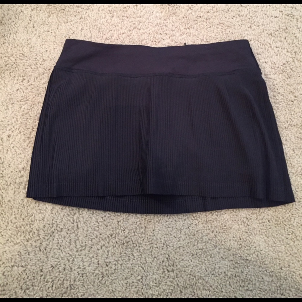 Lululemon pleated tennis skirt