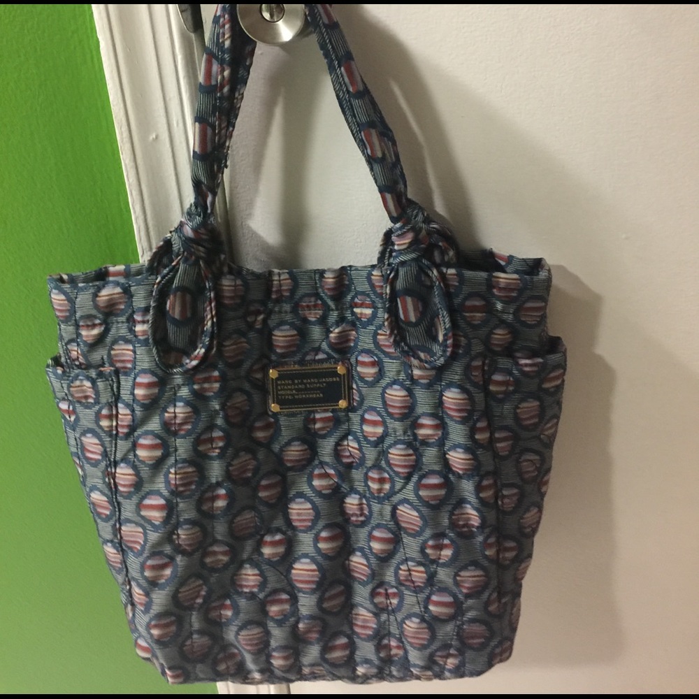Marc By MARC Jacobs nice bag..great condition