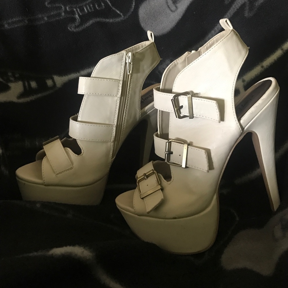 Platform strappy heels