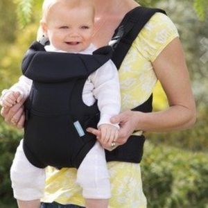 Infantino Baby Carrier- Like New