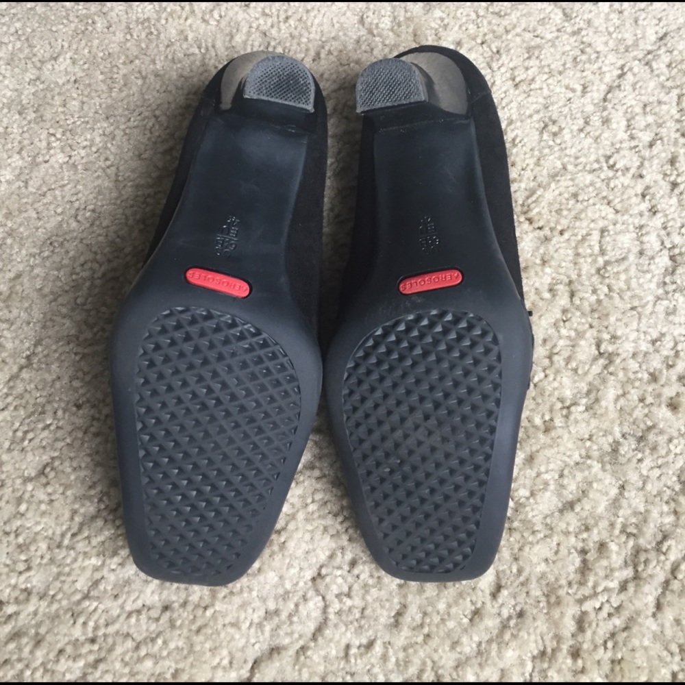 Shoes - Picture 4 of 4