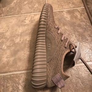 Oxford Tan Yeezy Boosts 350