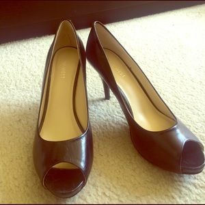 Nine West Kelsyo peep toe heel
