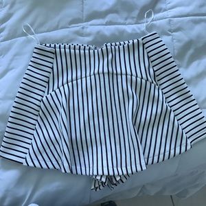 LF s16 (summer) super cute skort